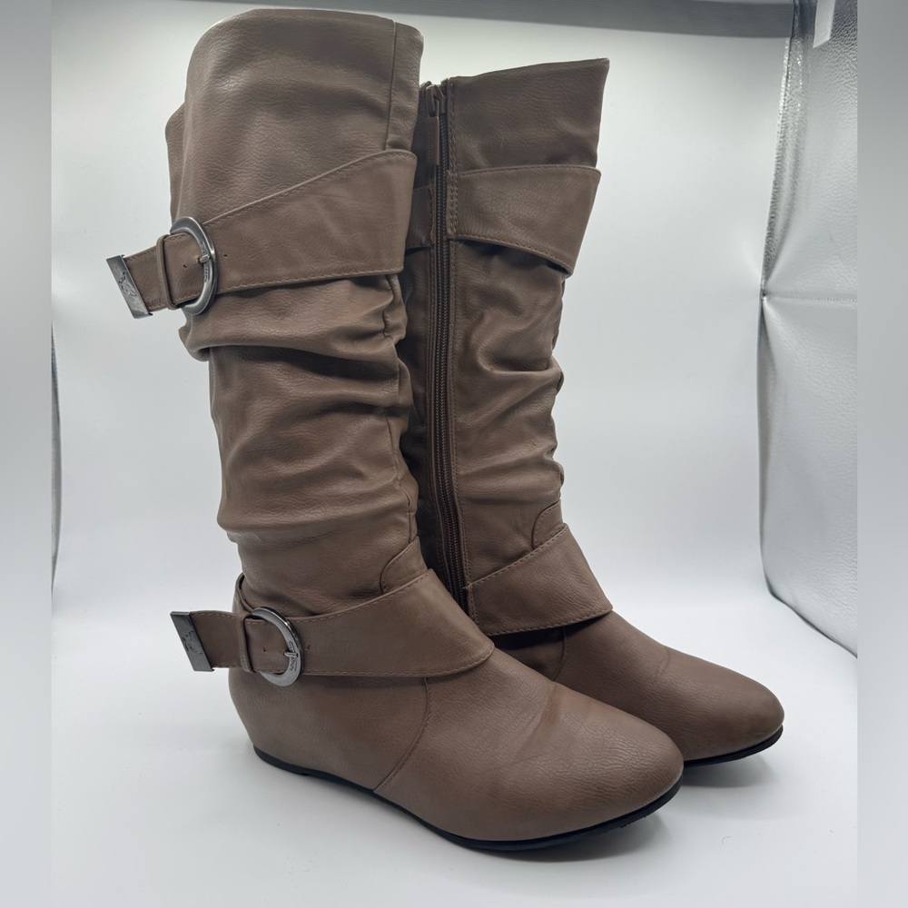 Shiek Brown Knee-High Women's Boots